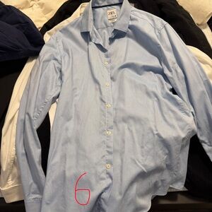 Zara Slim Fit Botton Shirt Size M (Fits more like Size S regular fit)